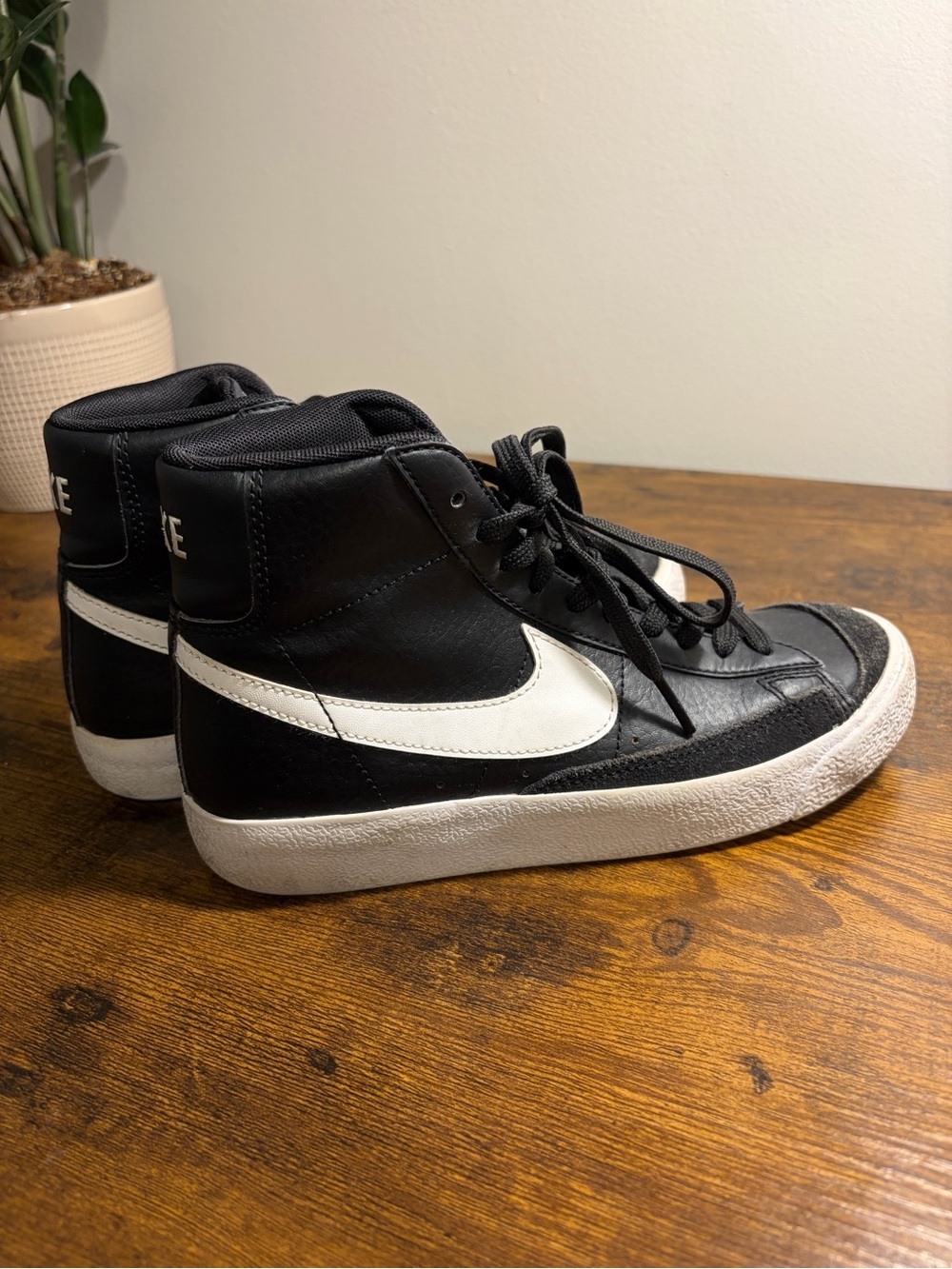 Youth Nike Blazer Mid 77 Vintage Black Sail Sneakers - Youth 4